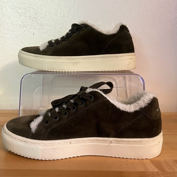 Marc Fisher Dakari Lace Up Sneakers Green Leather Suede Faux Fur Lined Size 6 - Picture 3 of 11